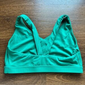 Aerie OFFLINE Vneck Sports Bra